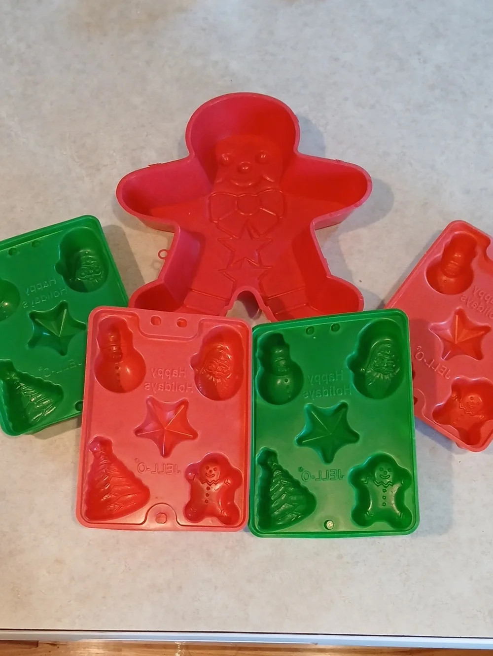 Jello Jigglers Christmas Holiday Molds 5 Red & Green